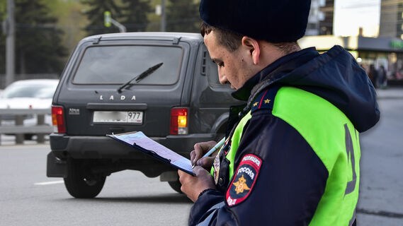 Полицейский, автомобиль