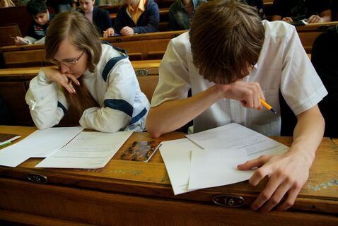 экзамены, абитуриенты