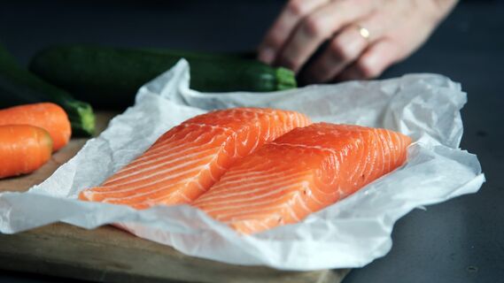 Как вычислить невкусную красную рыбу по упаковке