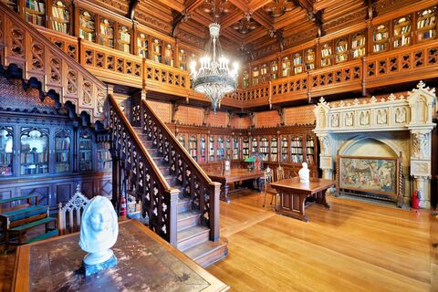 «Пир во время чумы»: как бал в Зимнем дворце 1913 года попал в историю России