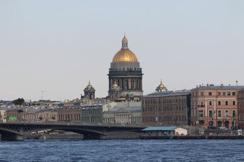 жизнь в Петербурге