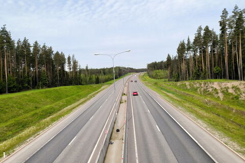 Пока пьете кофе и без платы за проезд: как М-11 превращают в первый в стране «электрокоридор»