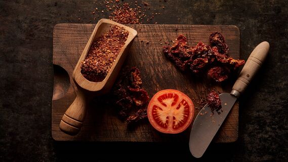 Если не допускать ошибок, то продукт не испортится почти год