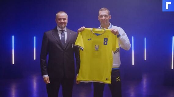 УЕФА обязал сборную Украины убрать с формы слоган «Героям слава»