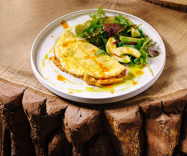 Беру кастрюлю с водой и яйца: Готовлю самый пышный омлет - воздушнее только в детском саду