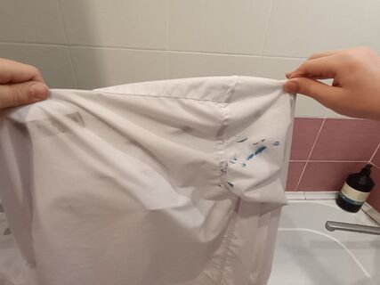 2 пшика на пятно - и ждем 15 минут: чернила исчезают, как по волшебству - мамы школьников оценят