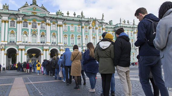 Петербург, люди