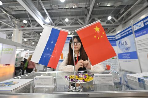 На Китай приходится примерно две пятых товарооборота Петербурга: что стоит за этой цифрой? На Китай приходится примерно две пятых товарооборота Петербурга: что стоит за этой цифрой?