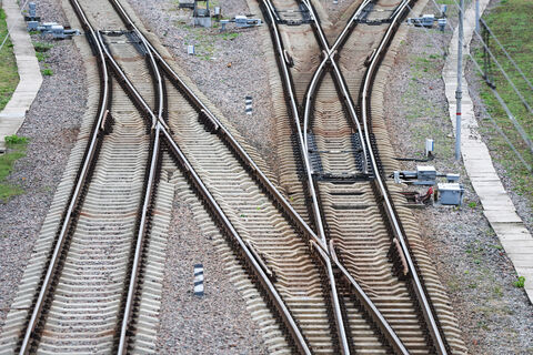Стрелка длиной с футбольное поле: для высокоскоростной магистрали начались испытания