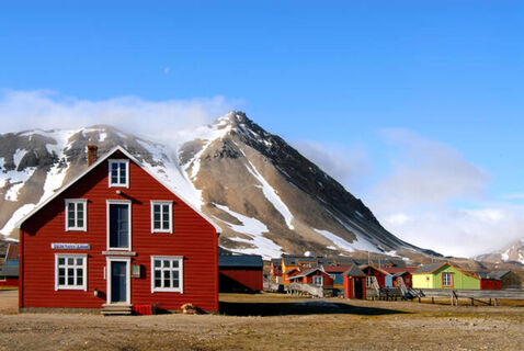 Город, в котором нельзя родиться и быть погребённым: где находится и почему в нём такие законы – объяснение удивит