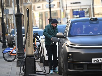 Кронштадт подключился: Петербург завершил подключение сети зарядок по всем районам