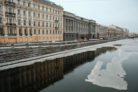 Влюблённые выбирают Петербург: Северная столица в тройке направлений для декабрьского отдыха вдвоём