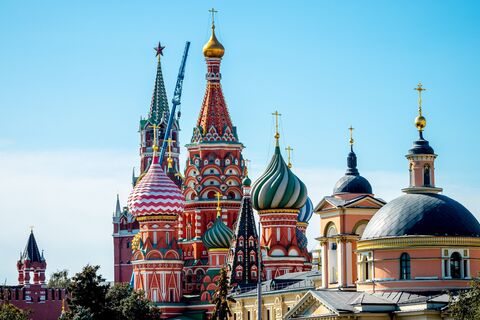 «Резня и превращение в рабство»: почему озлобленная Европа завидует русским