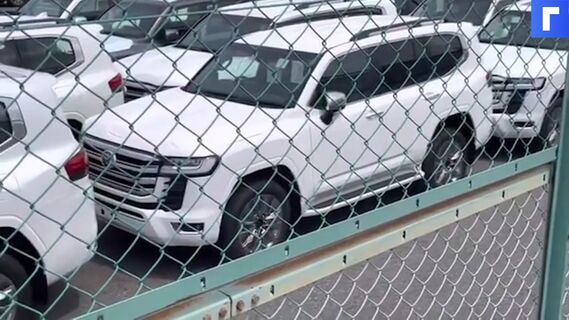 Появилось видео нового внедорожника Toyota Land Cruiser 300 