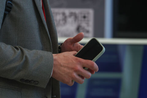 Опасные приложения: в Петербурге фальшивые сервисы для отслеживания дорожных камер заражают телефоны троянами