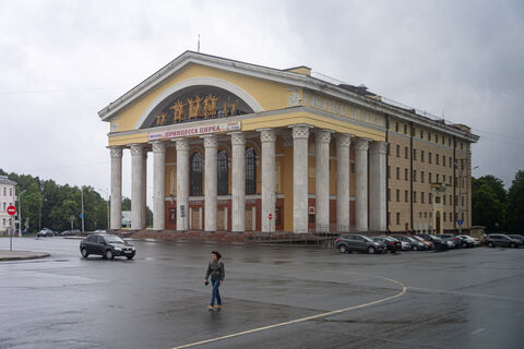 Сколько ехать от Петрозаводска до Санкт-Петербурга? 