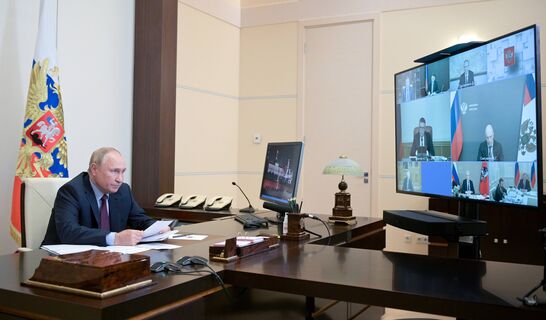Путин пообещал увеличить пенсии россиянам