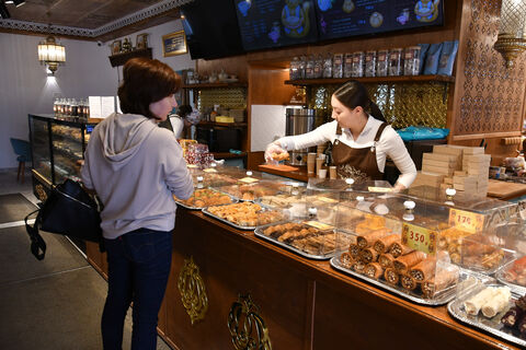 Пирожные победили: почему шоколад уступил место на столах россиян в 2025 году