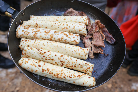 Шесть из десяти: петербургские блинчики с мясом провалили тест на качество