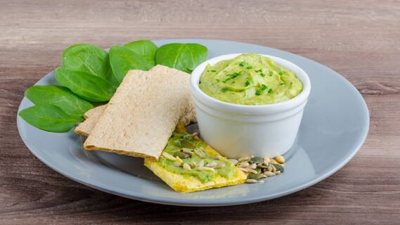 Этот вкуснейший соус подают в дорогих ресторанах: вы легко сможете приготовить его дома 