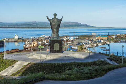 На краю света: как живут люди в самом удаленном и дорогом городе России – как он выглядит сегодня 