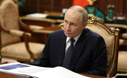 Петербуржцы засыпали Путина вопросами: что волнует горожан