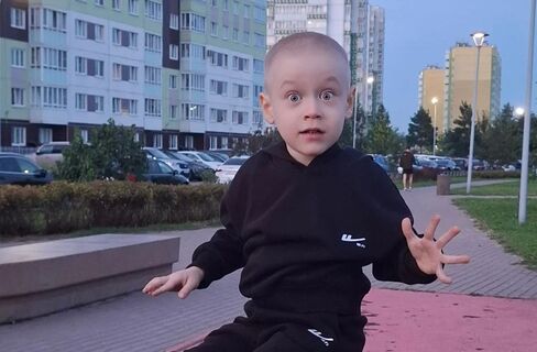 Не рискуют и более осознанны: почему девочки взрослеют раньше мальчиков