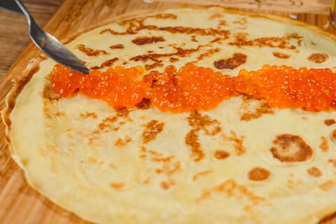 Мешаю тесто для блинов, но сразу их не жарю: Зачем давать ему "отдыхать" - многие совершали ошибку