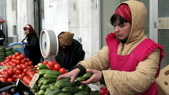 Как продавцы одной фразой заставляют покупать ненужное: уловка раскрыта