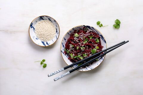 Винегрет – прошлый век: приготовьте свеклу по-корейски – вкуснее, чем в раю