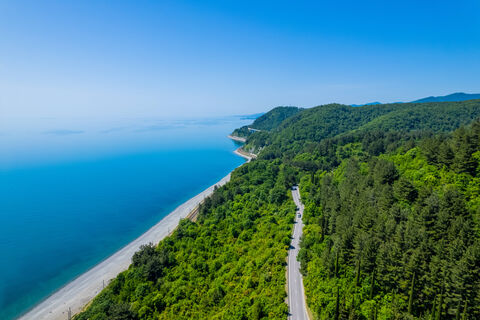 Тайные пляжи Черного моря - о них знают лишь местные: прозрачная вода, отсутствие туристов - не выдумка, а реальность