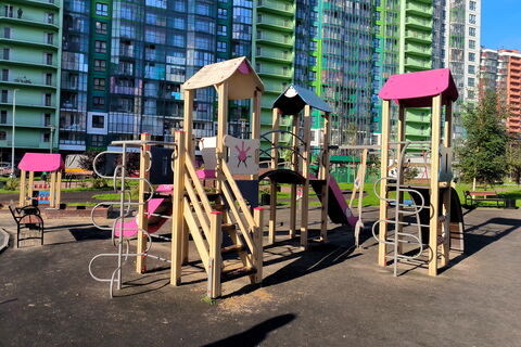 Петербургские дворы ждут ремонта: 450 заявок и 6,25 млрд рублей в 2026-м