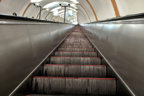 Эскалатор, метро