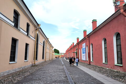 тюрьма, крепость