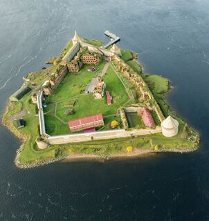 крепость орешек