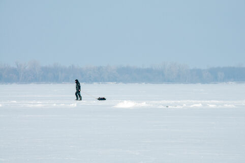 Заблудился не в лесу, а на Ладоге: рыбак потерял берег и путь домой
