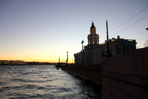 В тихом Таможенном переулке Петербурга корпус Кунсткамеры вернут к жизни