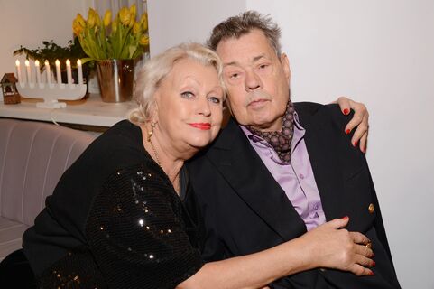 Жил на две семьи: Николай Караченцов 20 лет изменял жене с балериной