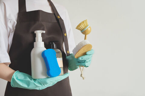 Смешиваю 1:1 – и швы в ванной стали белее первого снега: ни серости, ни плесени – ослепительная чистота  