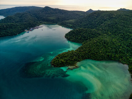 Лучше остаться дома: какие страны не стоит посещать летом - предостережение для россиян