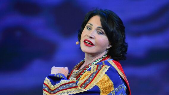 Разнесли в пух и прах: Бабкина вспомнила о самом провальном выступлении