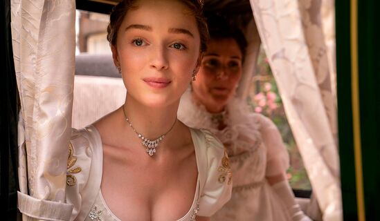 «Бриджертоны» обошел «Ведьмака» и стал самым популярным сериалом Netflix
