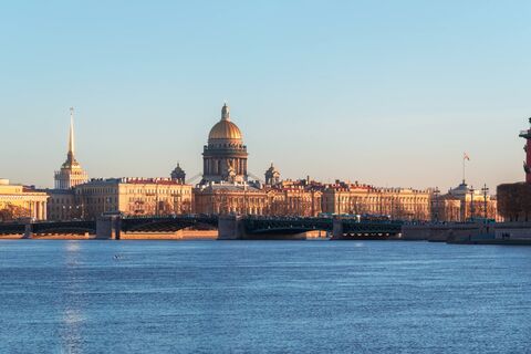 Особенности погоды в Санкт-Петербурге в мае: что ожидать на праздники — прогнозы синоптиков