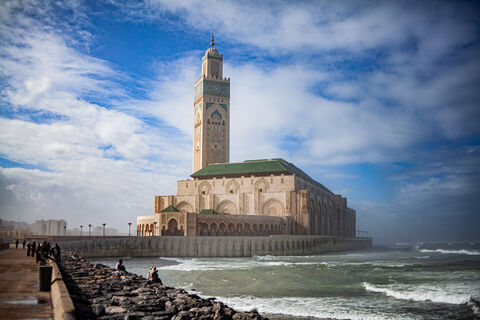 Океан, мятный чай и восточные базары: куда поехать вместо Турции без виз и с прямыми перелётами