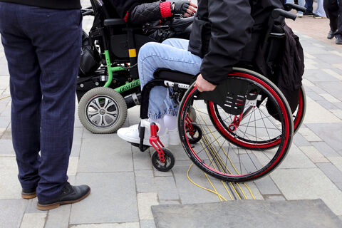 Инвалиды получат надбавку: в 2026 году пенсии вырастут по новой формуле