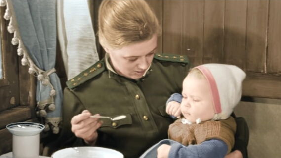 Кадр из фильма "Офицеры", 1971г.