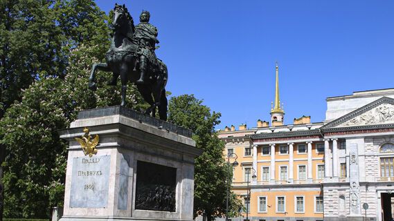 Михайловский замок