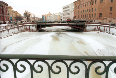 поцелуев мост