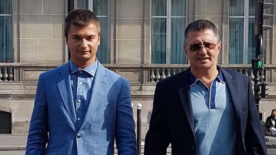 Александр Мясников с сыном Леонидом
