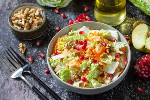 Салат из пекинской капусты за 5 минут: легкий, нежный и вкусный – говится быстро и просто, всегда выручает 